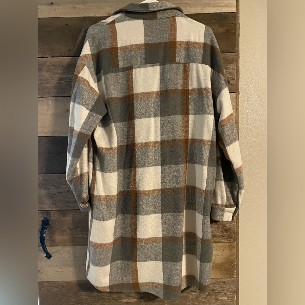 LONG Button-Up Shacket in Cream, Gray & Brown - Picture 4 of 4